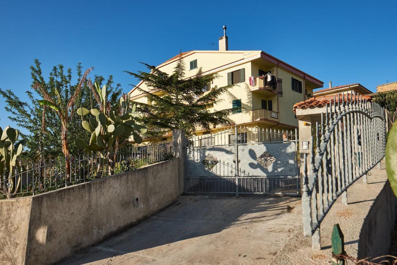 Bouganville House - Casa Vacanze Triparni 외부 사진